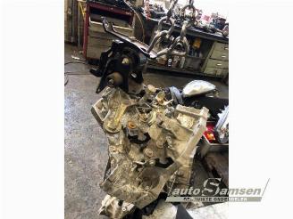 Toyota Urban Cruiser Urban Cruiser, SUV, 2009 / 2016 1.33 Dual VVT-I 16V 2WD picture 9