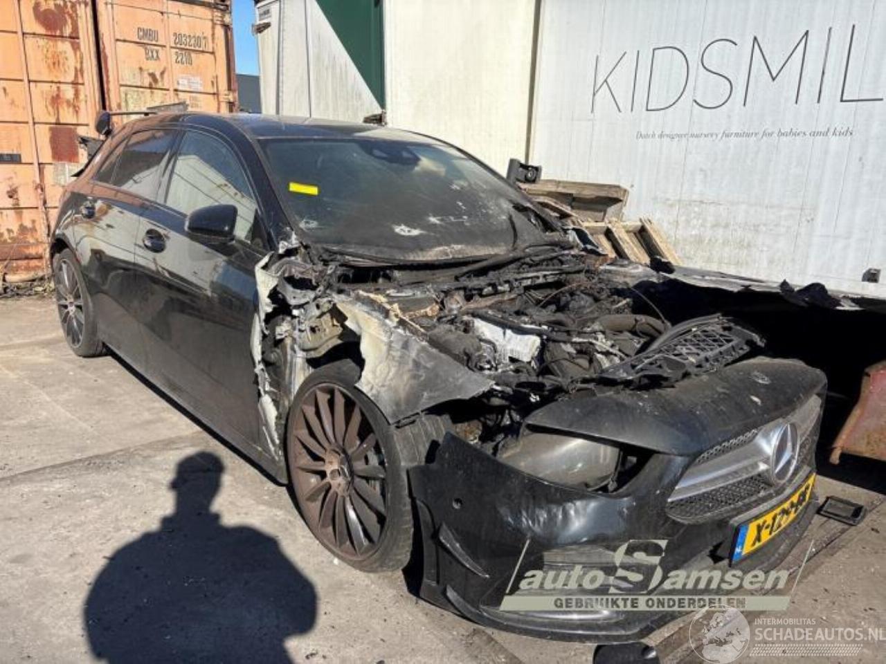 Mercedes A-klasse A-Klasse AMG (177.0), Hatchback, 2018 / 2025 2.0 A-35 AMG Turbo 16V 4Matic