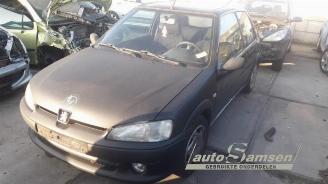 Uttjänta bilar auto Peugeot 106 106 II, Hatchback, 1996 / 2004 1.1 XN,XR,XT,Accent 2000/1