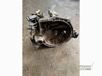 Peugeot 208 208 I (CA/CC/CK/CL), Hatchback, 2012 / 2019 1.2 Vti 12V PureTech 82 picture 14