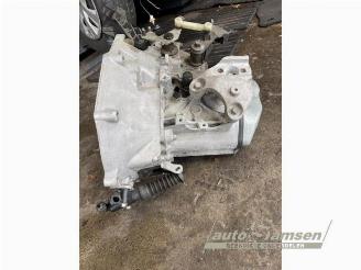 Peugeot 208 208 I (CA/CC/CK/CL), Hatchback, 2012 / 2019 1.2 Vti 12V PureTech 82 picture 12