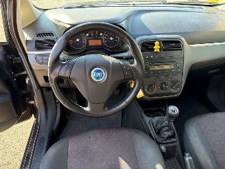 Fiat Punto  picture 9