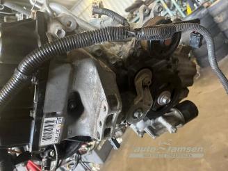 Peugeot 108 108, Hatchback, 2014 1.0 12V picture 10