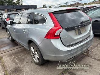Volvo V-60 V60 I (FW/GW), Combi, 2010 / 2018 2.4 D6 20V Plug-in Hybrid AWD picture 12