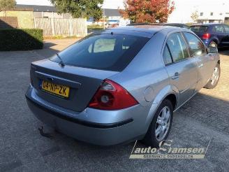 Ford Mondeo Mondeo III, Hatchback, 2000 / 2007 2.0 16V picture 4