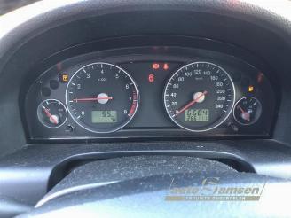 Ford Mondeo Mondeo III, Hatchback, 2000 / 2007 2.0 16V picture 9