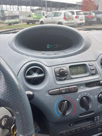 Toyota Yaris  picture 5