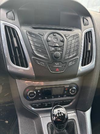 Ford Focus  picture 12