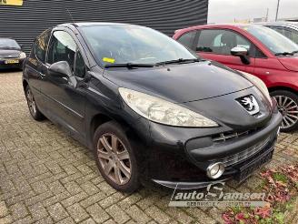 Coche siniestrado Peugeot 207 207/207+ (WA/WC/WM), Hatchback, 2006 / 2015 1.6 16V VTi 2009/7