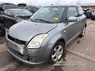 Vrakbiler auto Suzuki Swift Swift (ZA/ZC/ZD1/2/3/9), Hatchback, 2005 / 2011 1.5 VVT 16V 2005/8