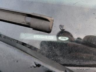 Ford Fiesta  picture 8