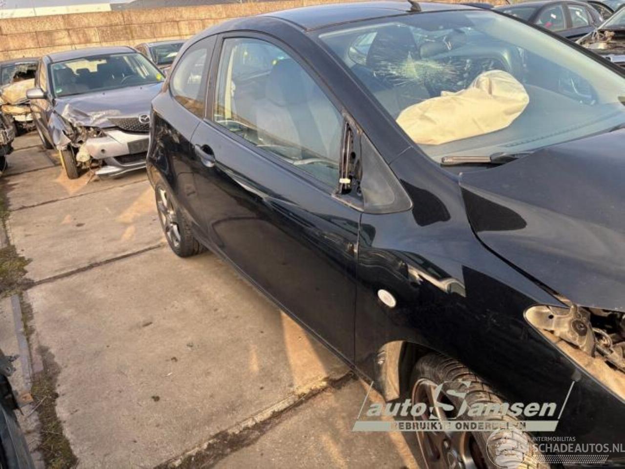 Mazda 2 2 (DE), Hatchback, 2007 / 2015 1.3 16V S-VT