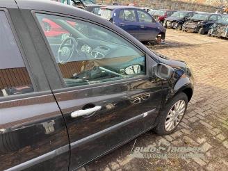 Renault Clio Clio III (BR/CR), Hatchback, 2005 / 2014 1.4 16V picture 10