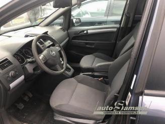 Opel Zafira  picture 7