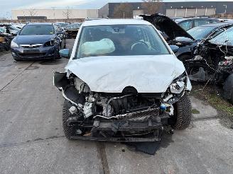 Coche accidentado Volkswagen Up!  2019/8