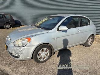 Hyundai Accent Accent, Hatchback, 2005 / 2010 1.4i 16V picture 2