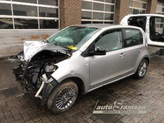 Coche siniestrado Volkswagen Up! Up! (121), Hatchback, 2011 1.0 12V 75 2013/6