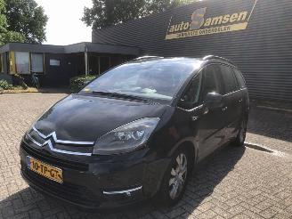 Coche accidentado Citroën C4 C4 Grand Picasso (UA) MPV 2006 / 2013 - 2.0 16V Autom. MPV  Benzine 1.998cc 103kW (140pk) FWD 2006-10/2013-08 (UARFJ) EW10A; RFJ 2006/1
