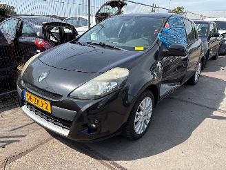 Auto incidentate Renault Clio  2011/3