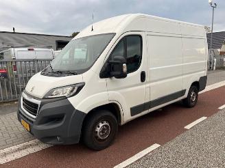 skadebil bedrijf Peugeot Boxer 2.0 BLUEHDI 88KW L2H2 AIRCO KLIMA EURO6 2017/6