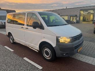 uszkodzony samochody osobowe Volkswagen Transporter 2.0 TDI 103KW KOMBI 8 PERSONS. DSG AUTOM. KLIMA 2013/9