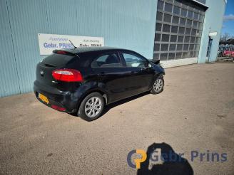Vrakbiler auto Kia Rio Rio III (UB), Hatchback, 2011 / 2017 1.2 CVVT 16V 2014/1