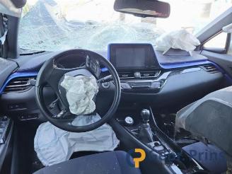 Toyota C-HR C-HR (X1,X5), SUV, 2016 1.2 16V Turbo picture 5