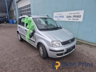 Auto da rottamare Fiat Panda Panda (169), Hatchback, 2003 / 2013 1.2, Classic 2012/5