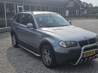 BMW X3 2.5 24V SUV  Benzine 2.495cc 141kW (192pk) 4x4 picture 3