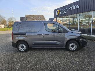 Toyota Proace 1.5 D-4D 100 Bestel  Diesel 1.499cc 75kW (102pk) FWD picture 9