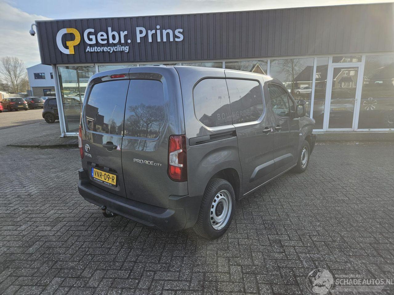 Toyota Proace 1.5 D-4D 100 Bestel  Diesel 1.499cc 75kW (102pk) FWD
