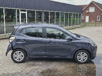 Hyundai I-10 1.0 12V Hatchback  Benzine 998cc 49kW (67pk) picture 2