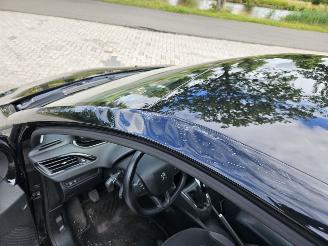 Peugeot 208 1.2 Vti 12V PureTech 82 Hatchback  Benzine 1.199cc 60kW (82pk) FWD picture 14