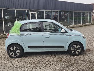 Renault Twingo 1.0 SCe 70 12V Hatchback 4Dr Benzine 999cc 52kW (71pk) RWD picture 2