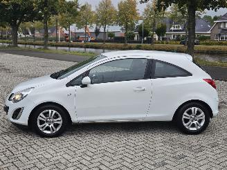 Opel Corsa 1.2 16V Hatchback  Benzine 1.229cc 63kW (86pk) FWD picture 5