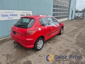 Peugeot 206 206 (2A/C/H/J/S), Hatchback, 1998 / 2012 1.4 XR,XS,XT,Gentry picture 2