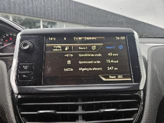 Peugeot 2008 1.2 Vti 12V PureTech 82 MPV  Benzine 1.199cc 60kW (82pk) FWD picture 13