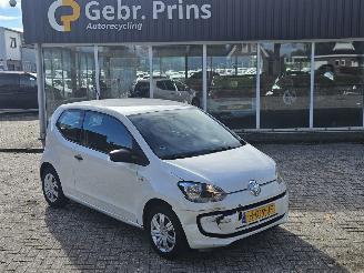 krockskadad bil auto Volkswagen Up! 1.0 12V 60 Hatchback  Benzine 999cc 44kW (60pk) FWD 2011-08/2020-08  CHYA1.0 12V 60 Hatchback  Benzine 999cc 44kW (60pk) FWD 2012/3