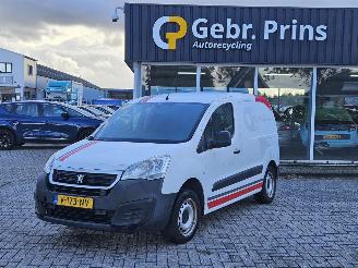 skadebil bedrijf Peugeot Partner 1.6 BlueHDI 75 Bestel  Diesel 1.560cc 55kW (75pk) FWD 2018/5