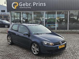 Unfallwagen Volkswagen Golf 1.6 Hatchback  Benzine 1.598cc 75kW (102pk) FWD 2009/7