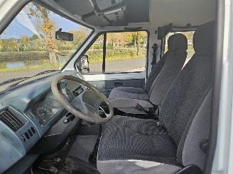 Renault  T42F 2.1 D T1000 Bestel  Diesel 2.068cc 43kW (58pk) RWD picture 9