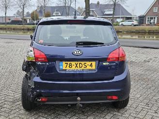 Kia Venga 1.4 CVVT 16V MPV  Benzine 1.396cc 66kW (90pk) FWD picture 4