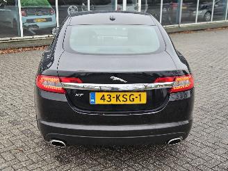 Jaguar XF 3.0 V6 24V Sedan 4Dr Benzine 2.967cc 175kW (238pk) RWD picture 2