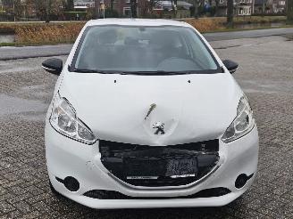 Peugeot 208 1.0 Vti 12V PureTech Hatchback  Benzine 999cc 50kW (68pk) FWD picture 6