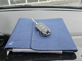 Peugeot 208 1.0 Vti 12V PureTech Hatchback  Benzine 999cc 50kW (68pk) FWD picture 15