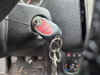 Alfa Romeo MiTo 1.4 16V Hatchback  Benzine 1.368cc 70kW (95pk) FWD picture 15