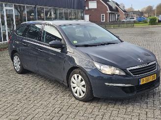 Peugeot 308 1.6 BlueHDi 120 Combi/o 4Dr Diesel 1.560cc 88kW (120pk) FWD picture 3