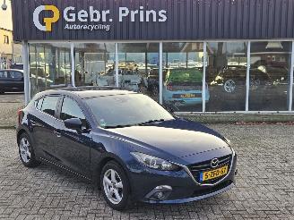 Coche accidentado Mazda 3 2.0 SkyActiv-G 16V Hatchback  Benzine 1.997cc 88kW (120pk) FWD 2014/12