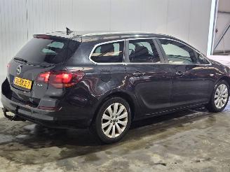 Schadeauto Opel Astra 1.4 Turbo 16V Combi/o  Benzine 1.364cc 103kW (140pk) FWD 2011/10