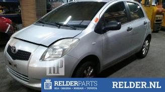 Toyota Yaris Yaris II (P9), Hatchback, 2005 / 2014 1.0 12V VVT-i picture 8